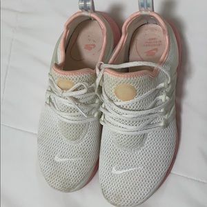 Nike Air Presto womens shoe